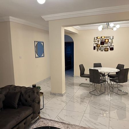 After 5 Apartment 1- 3 Spacious En-Suite Bedrooms Freetown Ngoại thất bức ảnh