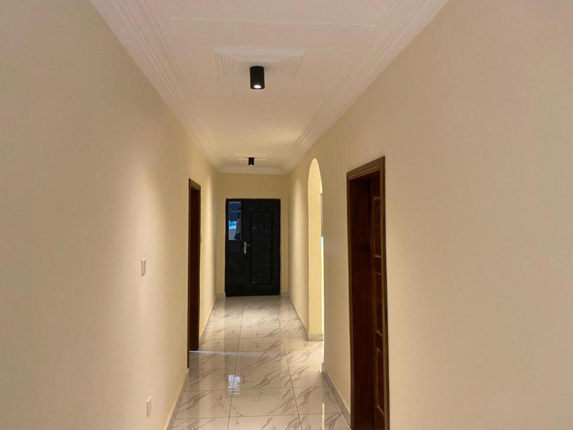 After 5 Apartment 1- 3 Spacious En-Suite Bedrooms Freetown Ngoại thất bức ảnh